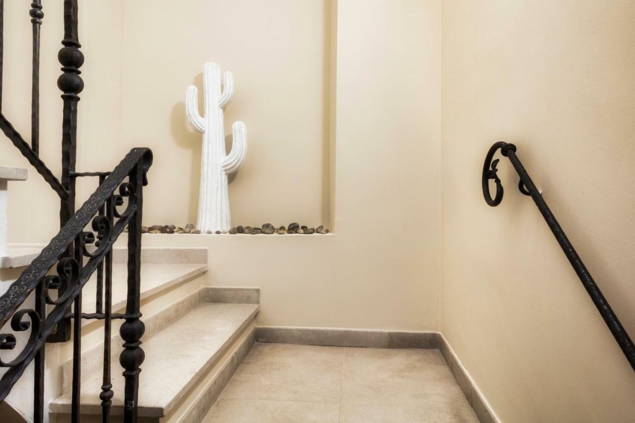 Palazzo Eugenia Suites Васто Экстерьер фото